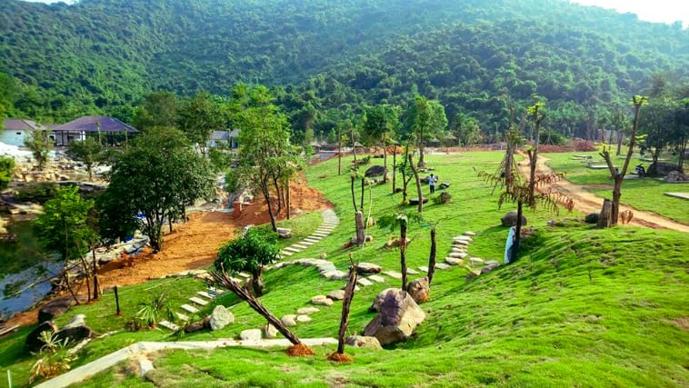 TOUR BẠCH MÃ VILLAGE 1 NGÀY