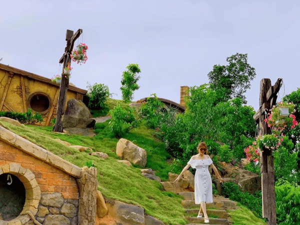 TOUR GHÉP BẠCH MÃ VILLAGE 1 NGÀY