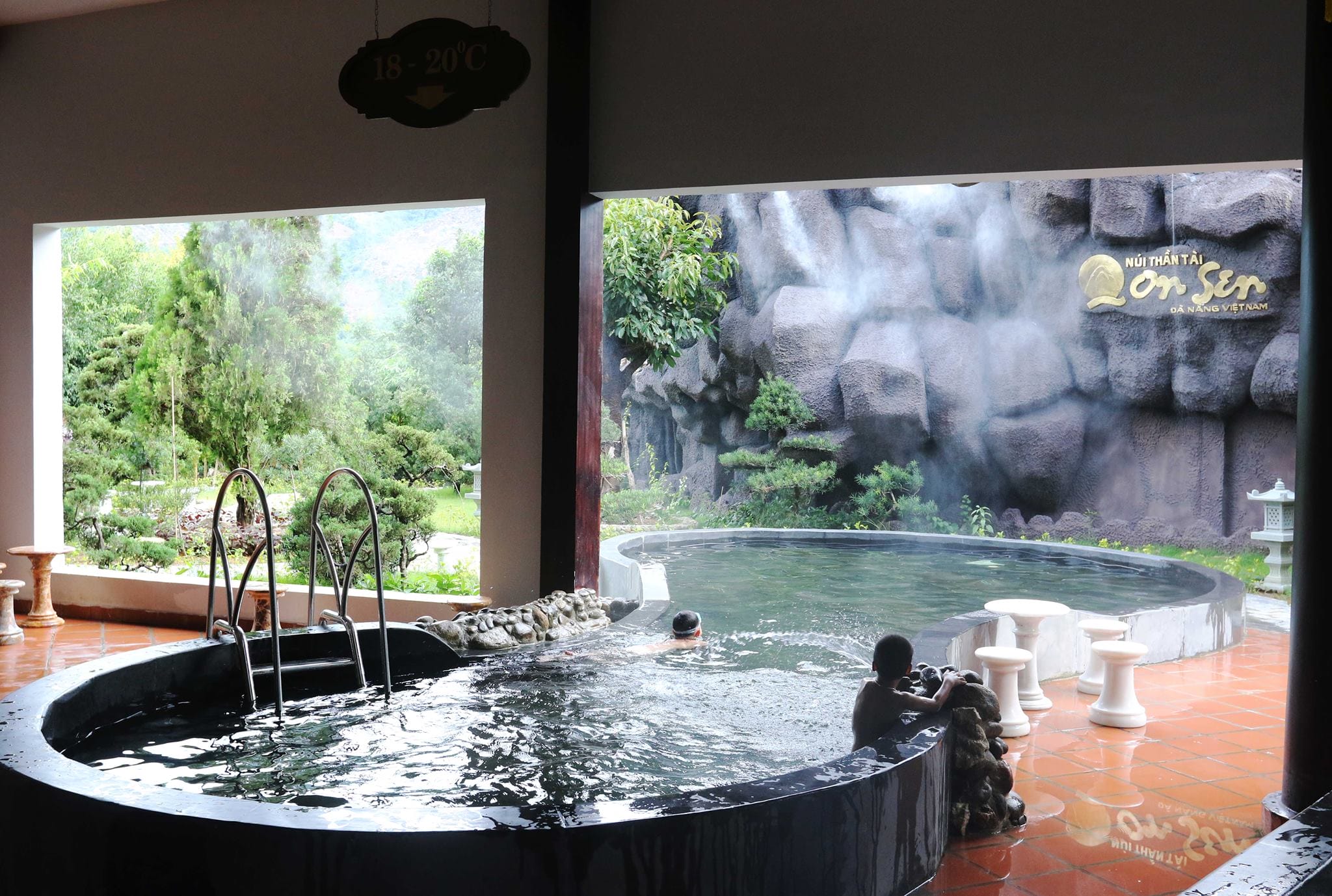 旅游岘港 – 财神山水上乐园1天之游!