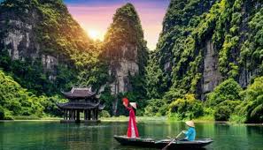 Around Viet Nam by Train - The Heritage Journey – 12 Days