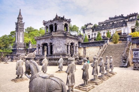 Hue City Tour - Small Group Tour (12 Pax)