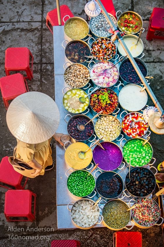 HUE EVENING FOODIE CYCLO TOUR