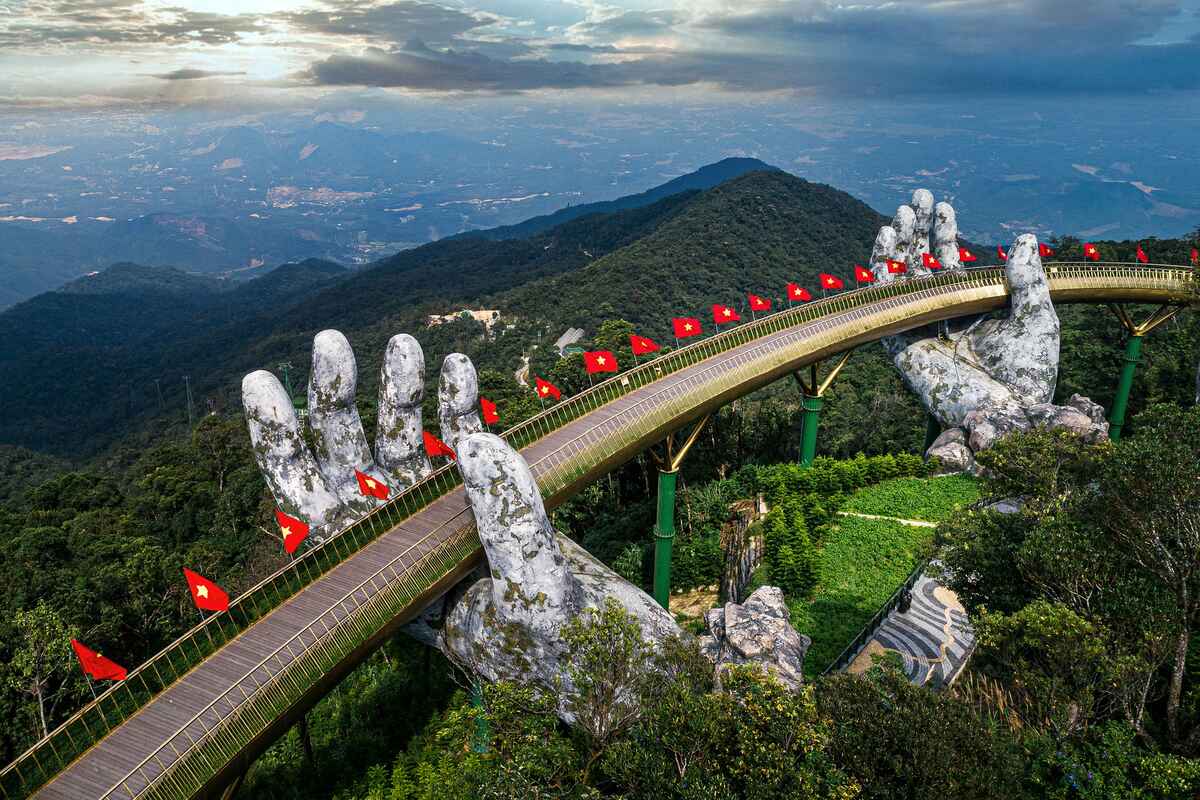 EXPLORE VIETNAM CENTRAL HERITAGE (3D2N)