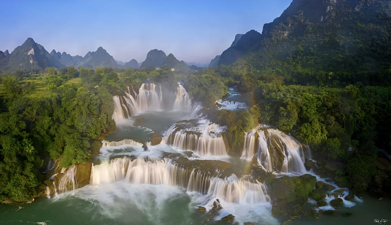 CAO BANG – PAC BO - BAN GIOC WATERFALL - TIGER CAVE - GOD'S EYE MOUNT - BA BE LAKE 3-DAY 2-NIGHT TOUR PACKAGE