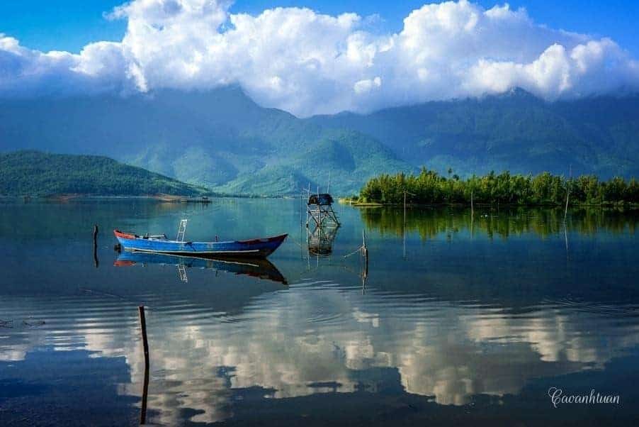 Hue to Hoi An by Bus - Group Tour