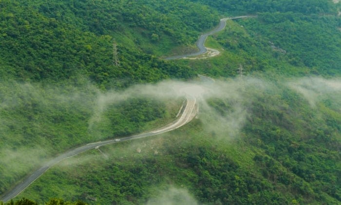 Hue to Hoi An by Bus - Group Tour