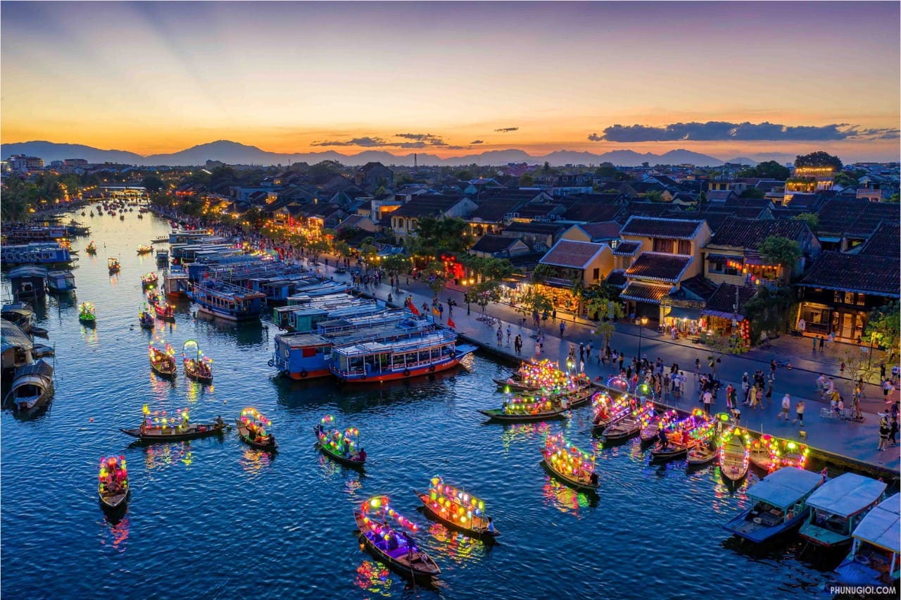 EXPLORE VIETNAM CENTRAL HERITAGE (3D2N)