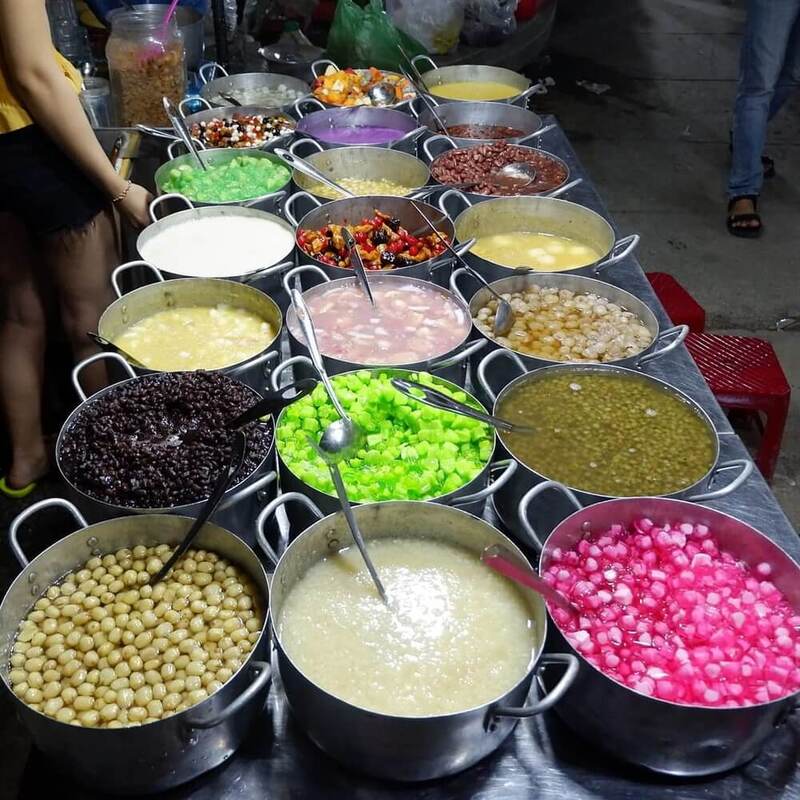 Hue Walking Food Tour Group Tour ( Max 12 pax)