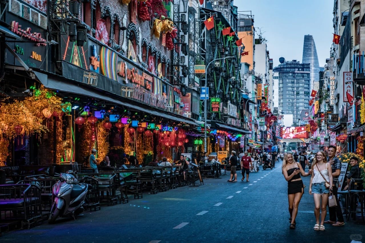 Grand Vietnam Odyssey - 11-Day Immersive Adventure Tour