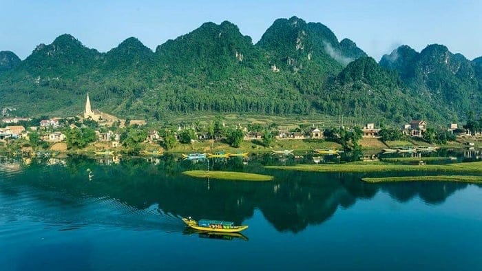 PHONG NHA CAVE EXPERIENCE FROM HUE
