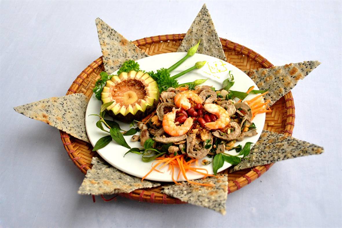COOKING CLASS IN THUY BIEU VILLAGE