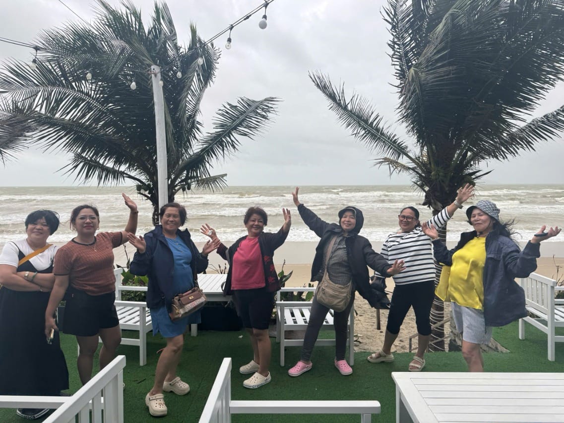 Da Nang Sunset Spiritual Tour with Marble Mountains & Lady Buddha