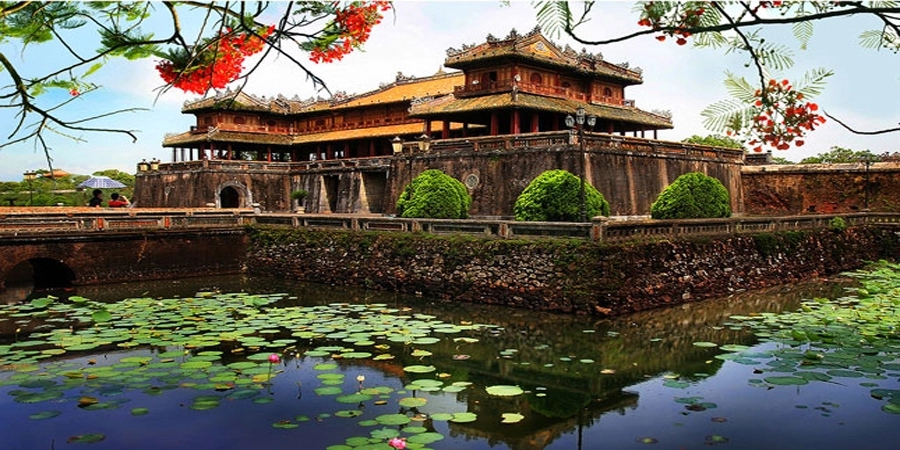 Hue City Tour - Small Group Tour (12 Pax)
