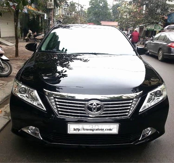 Cho thuê xe Toyota Camry 2.5Q Đà Nẵng