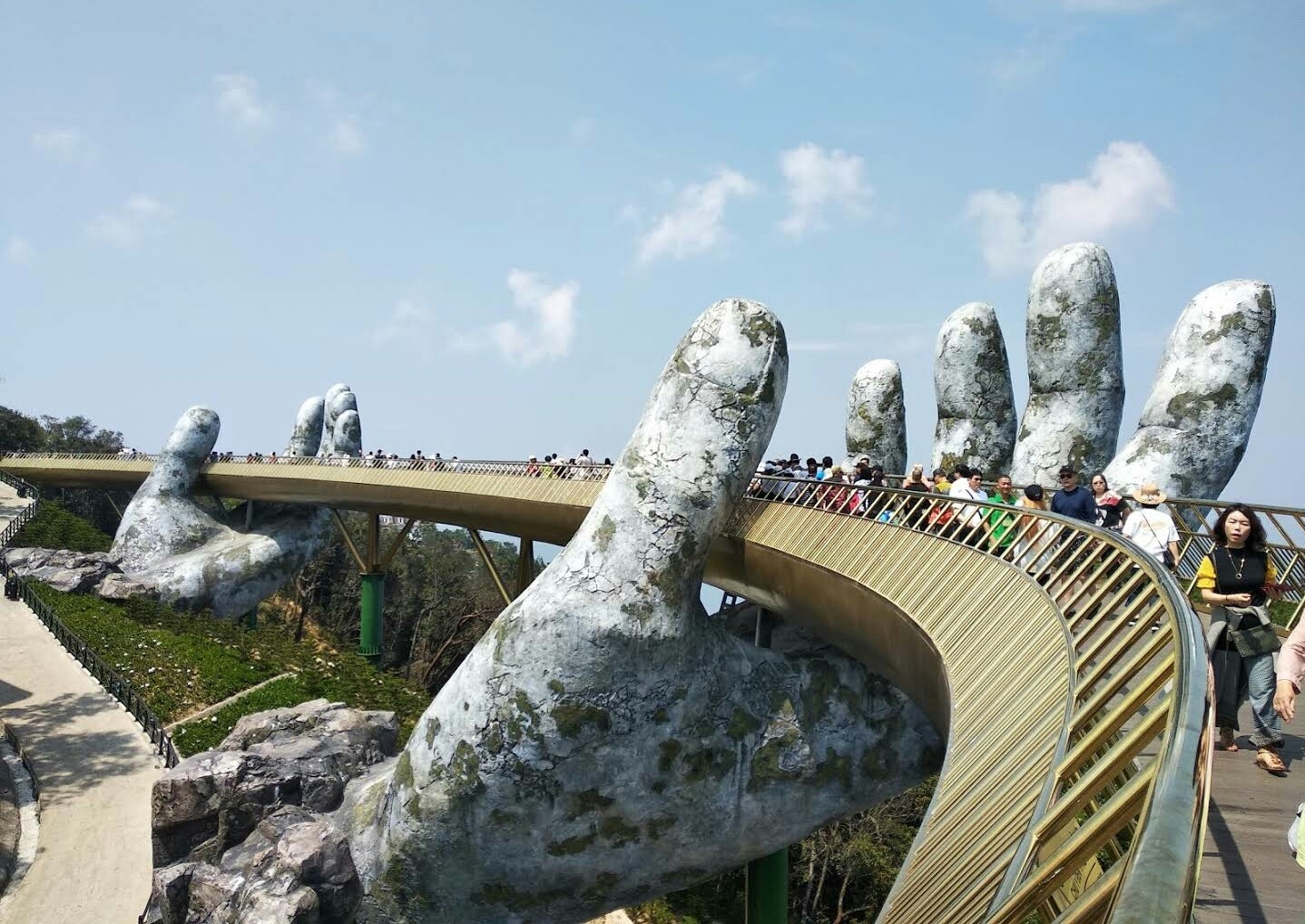 ĐÀ NẴNG – LINH ỨNG – NGŨ HÀNH SƠN – HỘI AN – BÀ NÀ HILL 3N2D