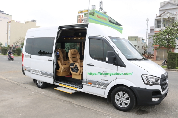 Thuê xe Limousine 12 ghế đi Hội An, Chu Lai, Tam Kỳ Quảng Nam